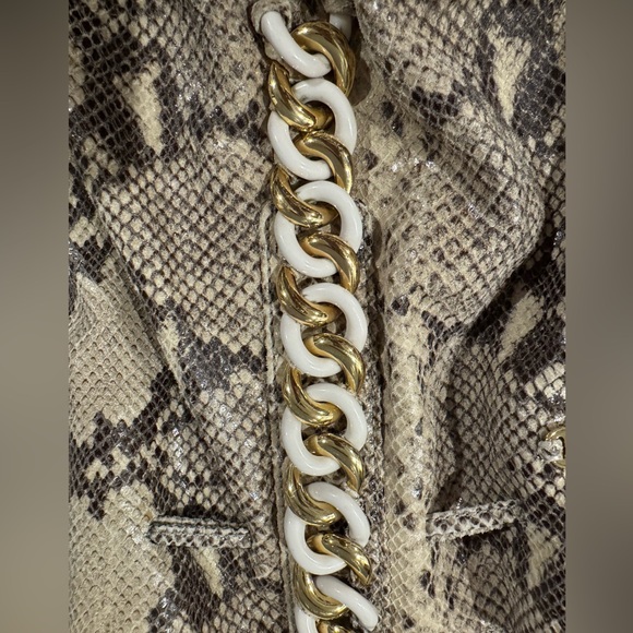 Michael Kors’s tote - Picture 6 of 12